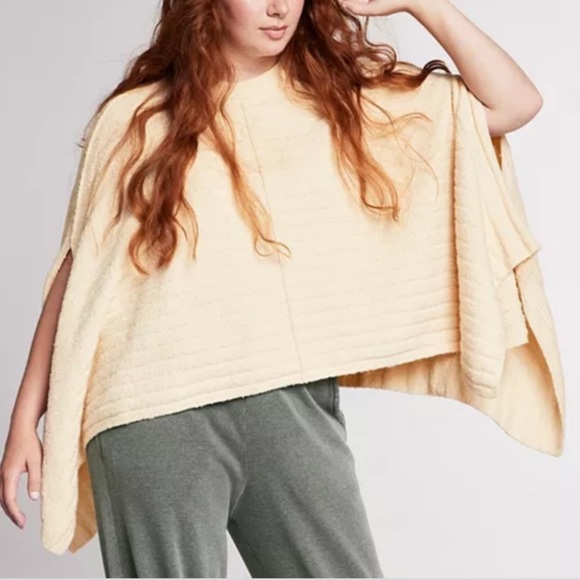 Yummy Sweater Co Pullover Sweater Poncho NWT - Picture 1 of 7